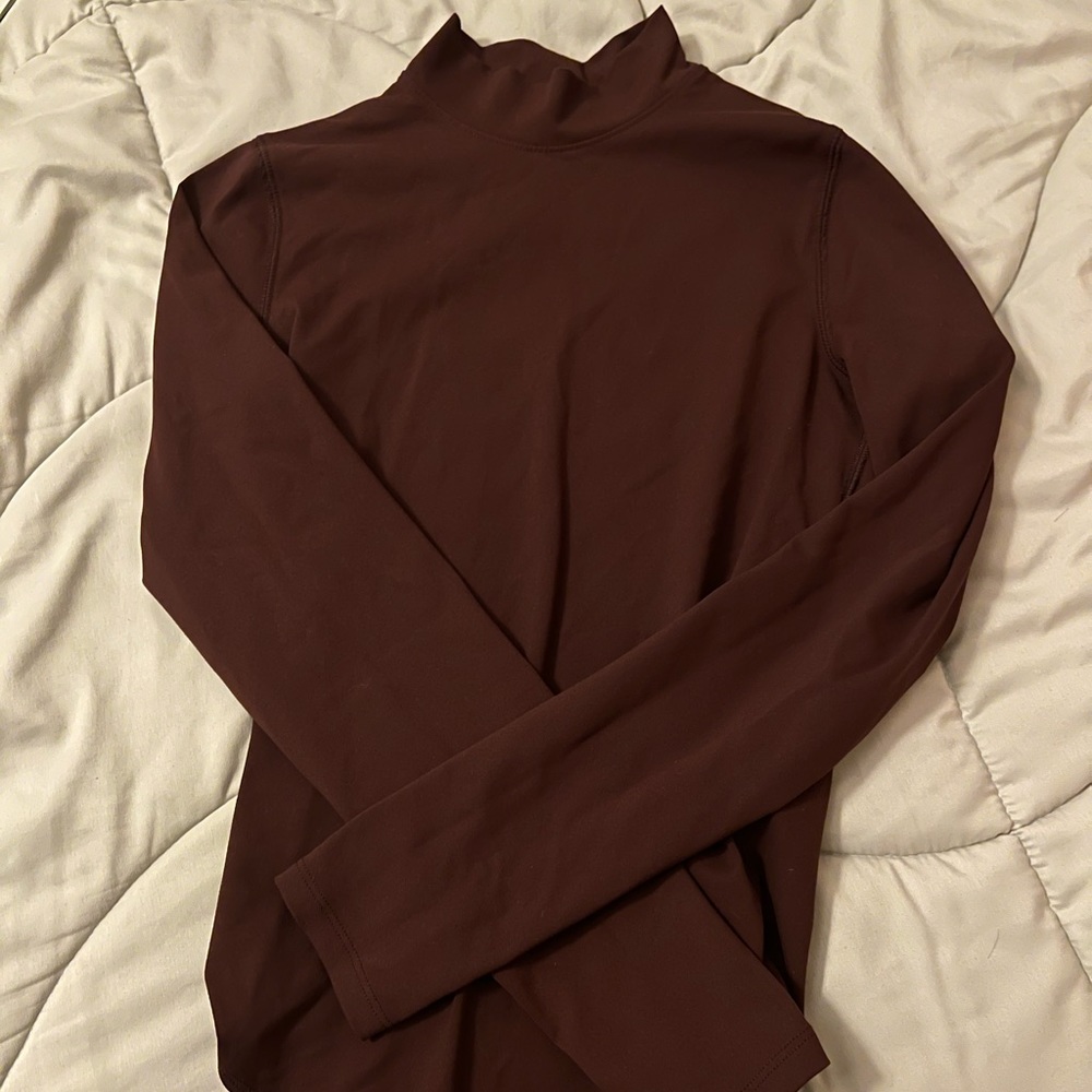 Long-Sleeve Seamless Mockneck Bodysuit in Brown